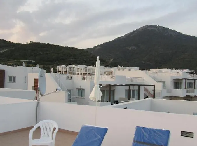 Apartmán Penthouse With Breathtaking Panoramic Views Of Mediterranean Sea And Mountain