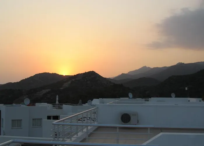 Apartmán Penthouse With Breathtaking Panoramic Views Of Mediterranean Sea And Mountain *